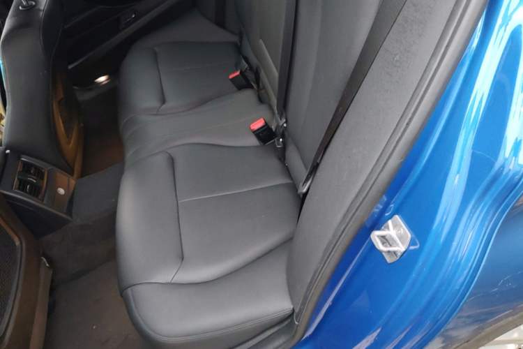 Used BMW 3 Series 2017 320Li M Sport Edition Left Rear Seat