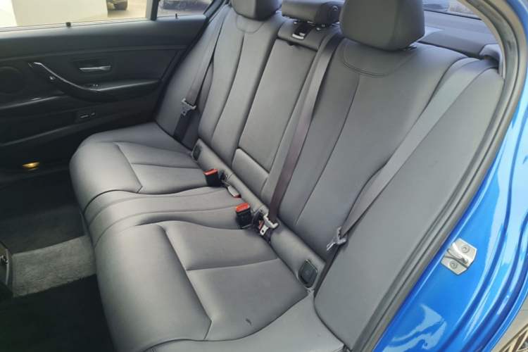 Used BMW 3 Series 2017 320Li M Sport Edition Left Rear Seat
