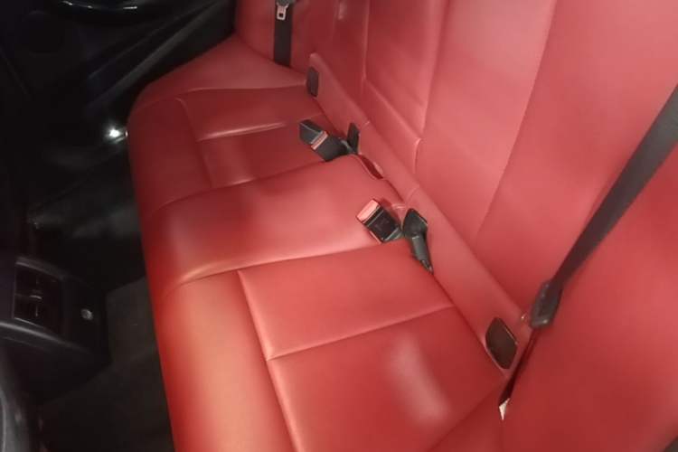 Used BMW 3 Series 2017 320i M Sport Left Rear Seat