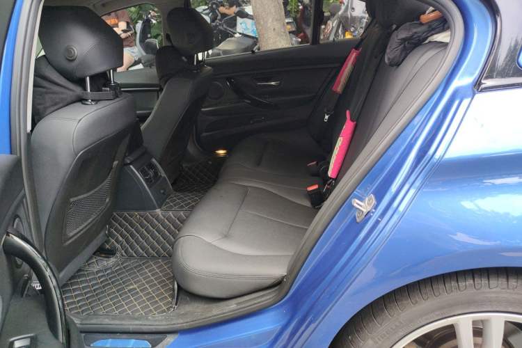 Used BMW 3 Series 2017 320Li M Sport Edition Left Rear Seat