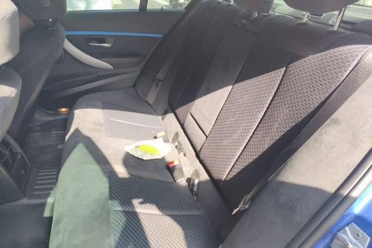 Used BMW 3 Series 2017 320i M Sport Left Rear Seat