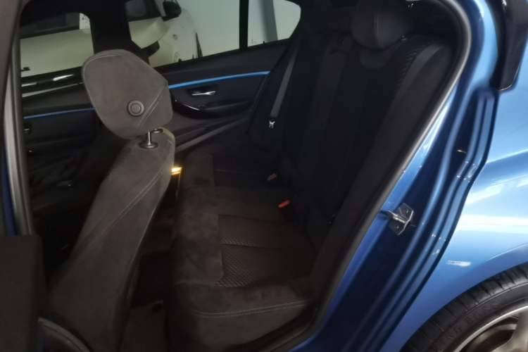 Used BMW 3 Series 2017 320i M Sport Left Rear Seat