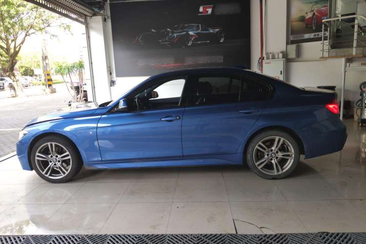 Used BMW 3 Series 2017 320i M Sport Left Side