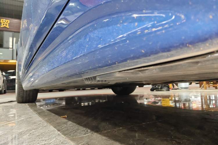 Used BMW 3 Series 2017 320i M Sport Left Side Sill