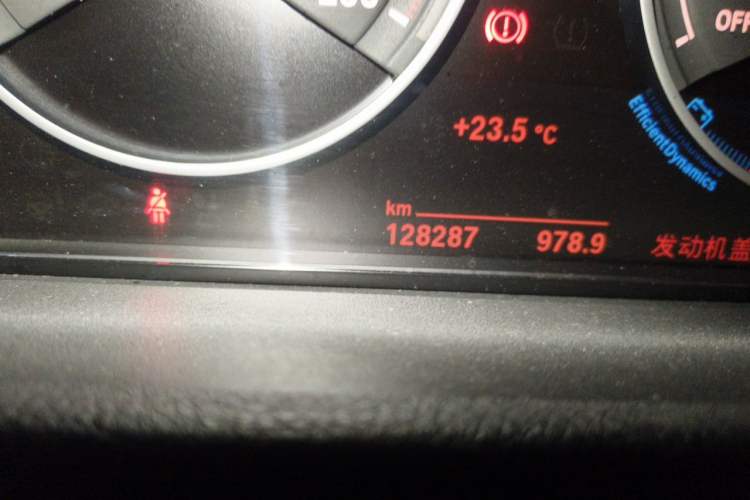 Used BMW 3 Series 2017 330Li M Sport Edition Odometer Close Up