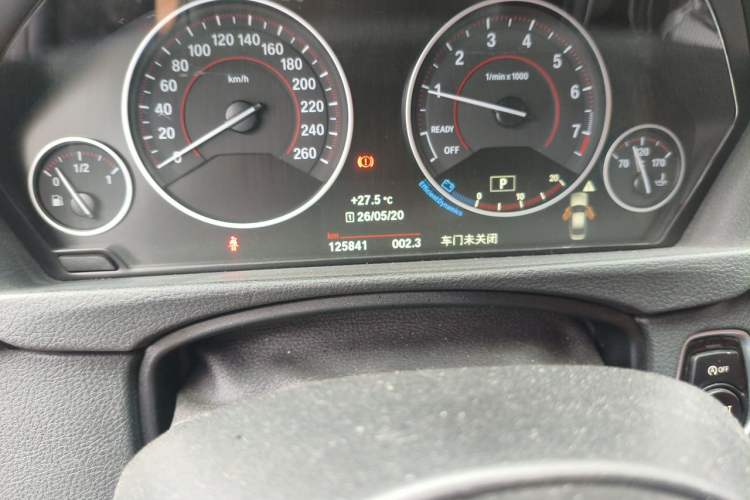 Used BMW 3 Series 2017 330i M Sport Edition Odometer Close Up
