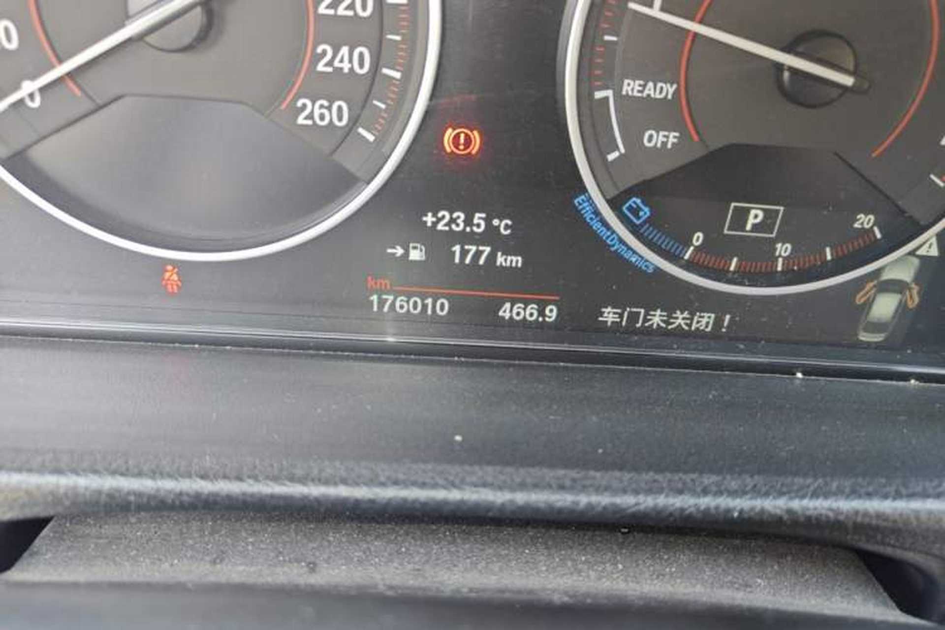Used BMW 3 Series 2017 320Li M Sport Edition Odometer Close Up