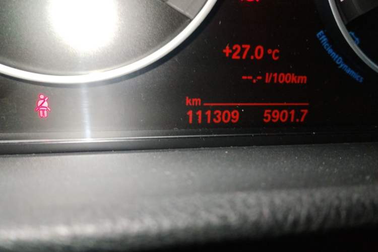 Used BMW 3 Series 2017 330Li M Sport Edition Odometer Close Up