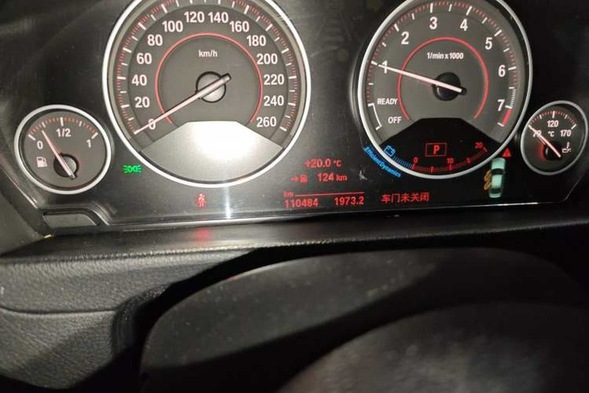 Used BMW 3 Series 2017 320Li M Sport Edition Odometer Close Up