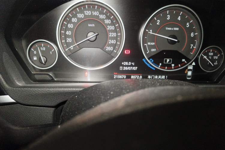 Used BMW 3 Series 2017 320Li M Sport Edition Odometer Close Up