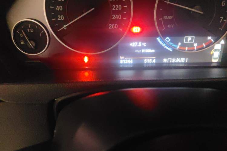 Used BMW 3 Series 2017 330i M Sport Edition Odometer Close Up