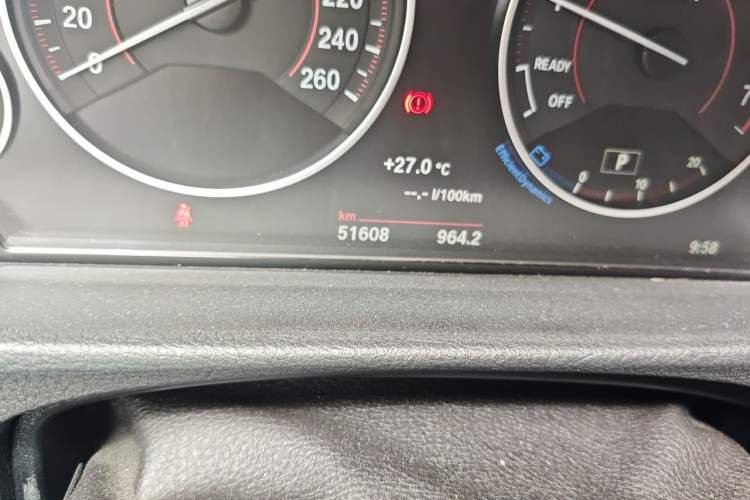 Used BMW 3 Series 2017 320Li M Sport Edition Odometer Close Up