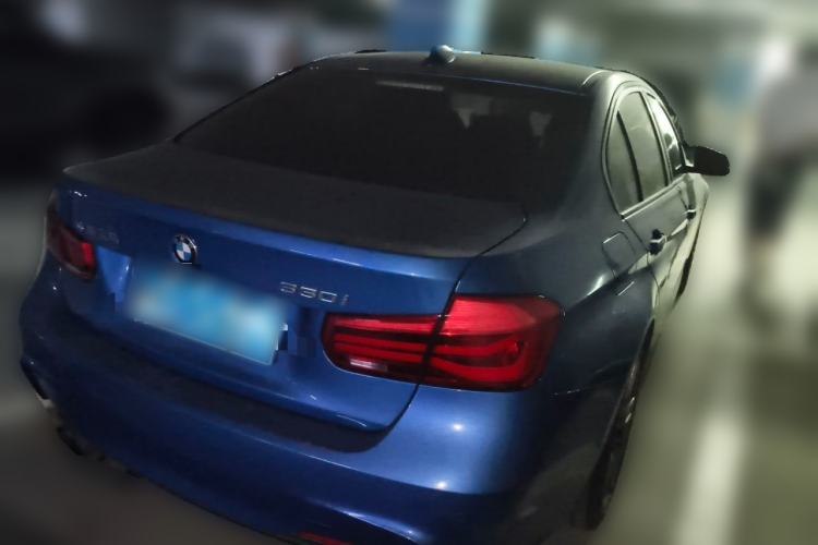 Used BMW 3 Series 2017 330i M Sport Edition Rear Right 45 Deg