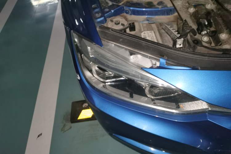 Used BMW 3 Series 2017 320Li M Sport Edition Right Front Headlight
