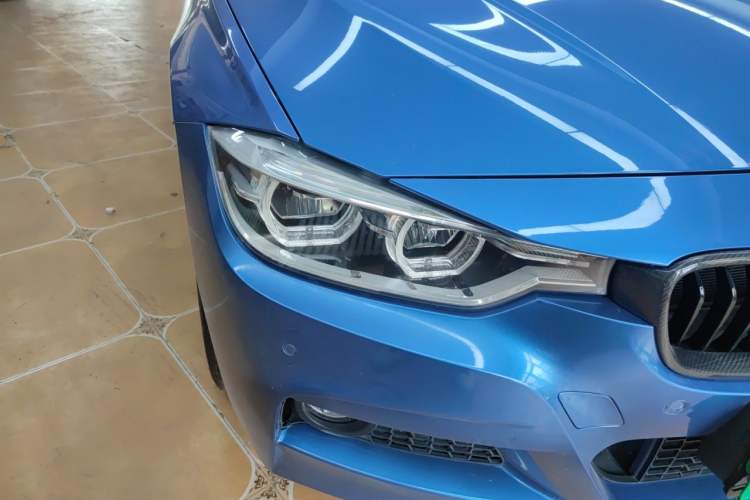 Used BMW 3 Series 2017 320i M Sport Right Front Headlight