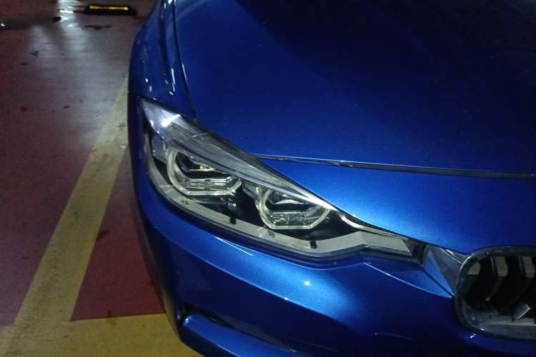 Used BMW 3 Series 2017 320i M Sport Right Front Headlight