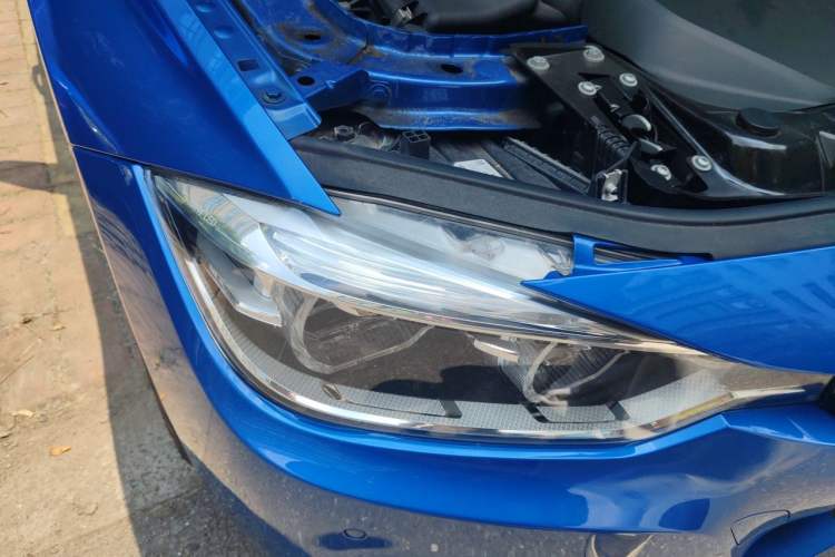 Used BMW 3 Series 2017 320i M Sport Right Front Headlight