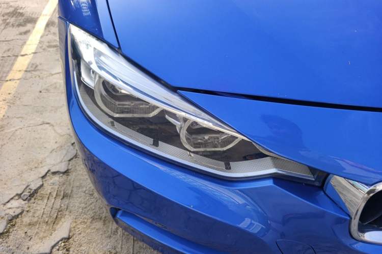 Used BMW 3 Series 2017 320i M Sport Right Front Headlight