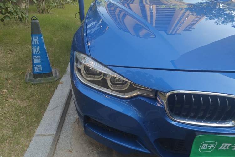 Used BMW 3 Series 2017 320i M Sport Right Front Headlight