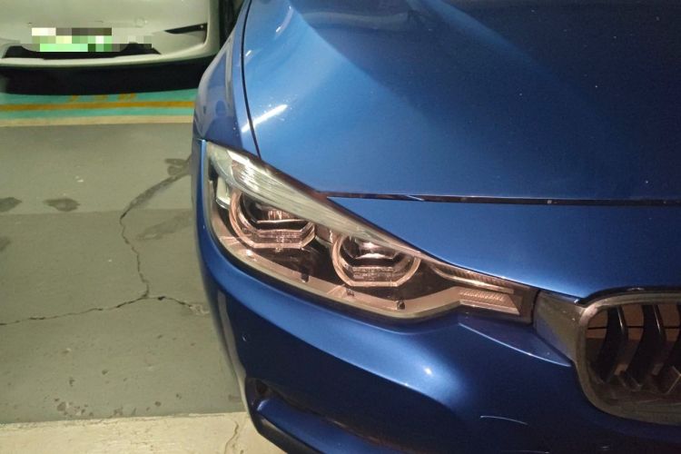 Used BMW 3 Series 2017 320i M Sport Right Front Headlight