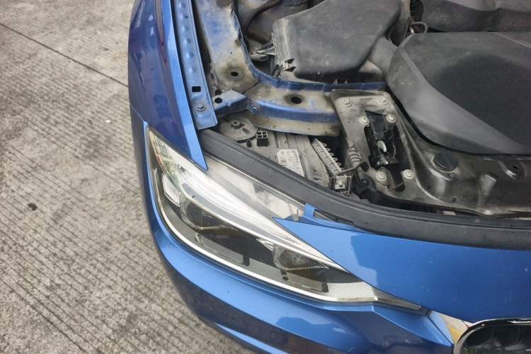 Used BMW 3 Series 2017 320Li M Sport Edition Right Front Headlight