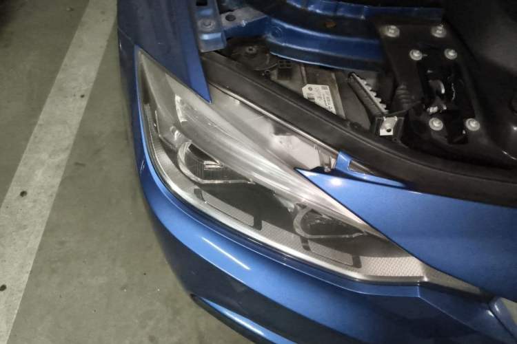 Used BMW 3 Series 2017 330i M Sport Edition Right Front Headlight