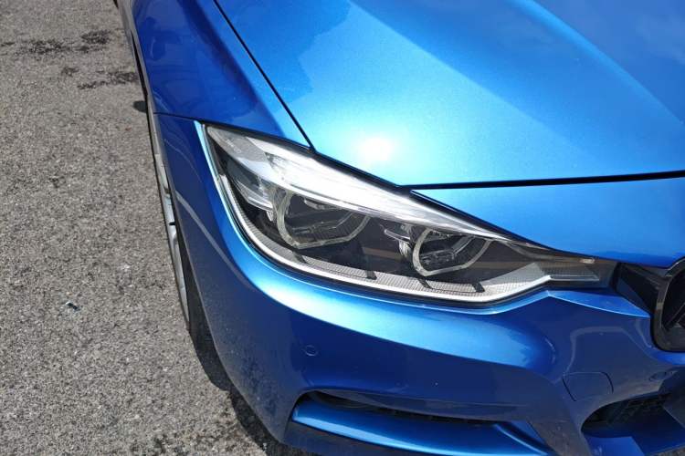 Used BMW 3 Series 2017 320i M Sport Right Front Headlight