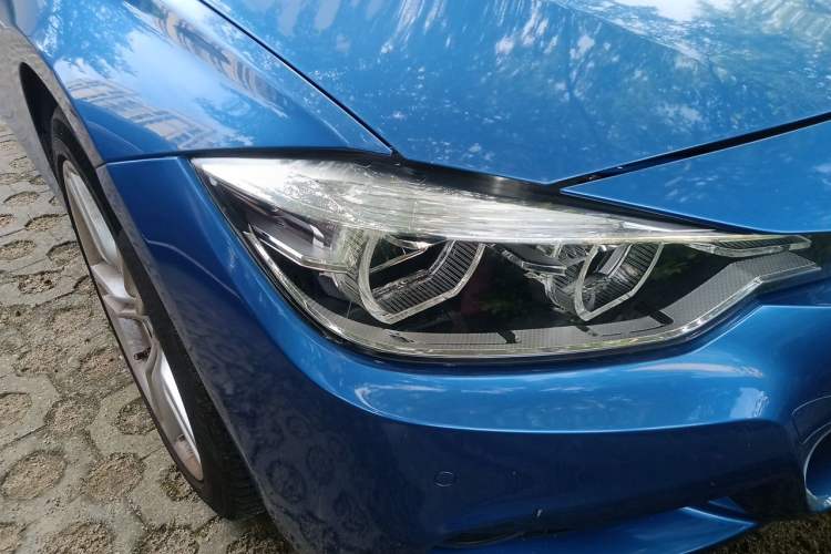 Used BMW 3 Series 2017 320i M Sport Right Front Headlight
