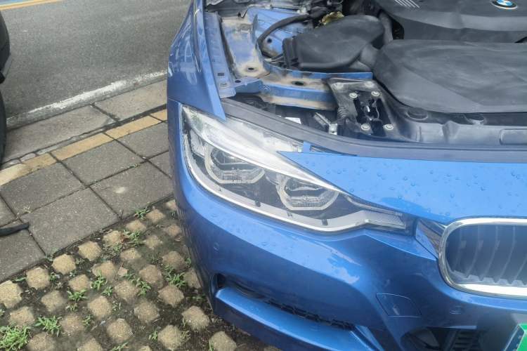 Used BMW 3 Series 2017 320i M Sport Right Front Headlight