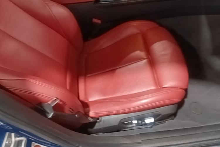 Used BMW 3 Series 2017 320i M Sport Right Front Seat
