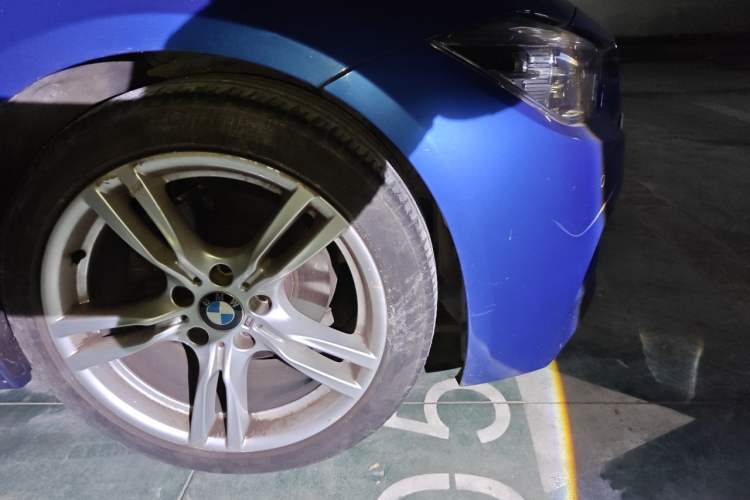 Used BMW 3 Series 2017 320Li M Sport Edition Right Front Wheel Hub