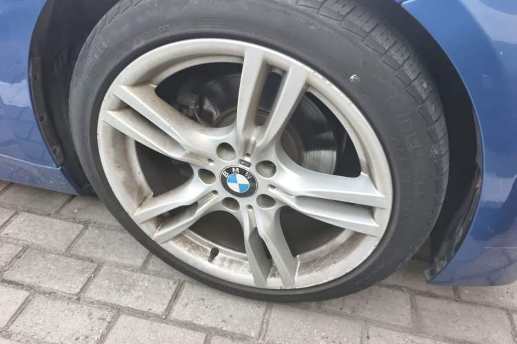 Used BMW 3 Series 2017 320Li M Sport Edition Right Front Wheel Hub