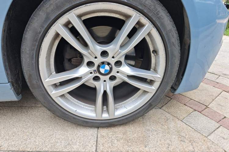 Used BMW 3 Series 2017 320Li M Sport Edition Right Front Wheel Hub
