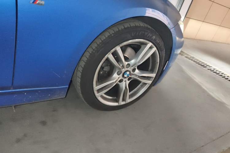 Used BMW 3 Series 2017 320Li M Sport Edition Right Front Wheel Hub