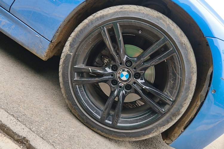 Used BMW 3 Series 2017 320i M Sport Right Front Wheel Hub