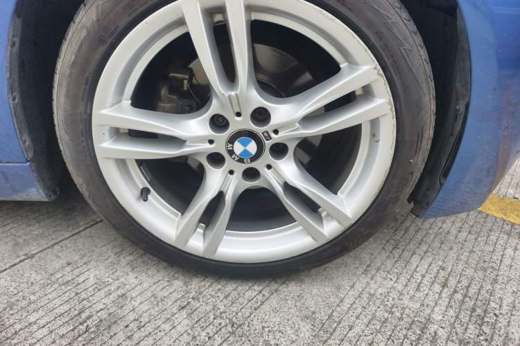 Used BMW 3 Series 2017 320Li M Sport Edition Right Front Wheel Hub