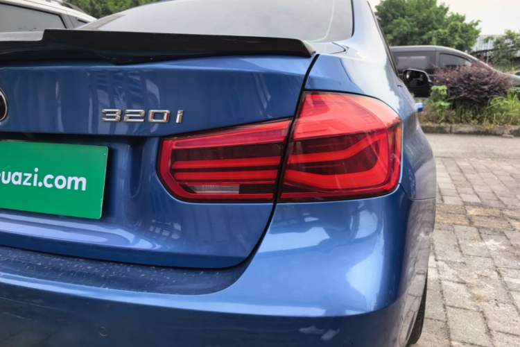 Used BMW 3 Series 2017 320i M Sport Right Rear Taillight