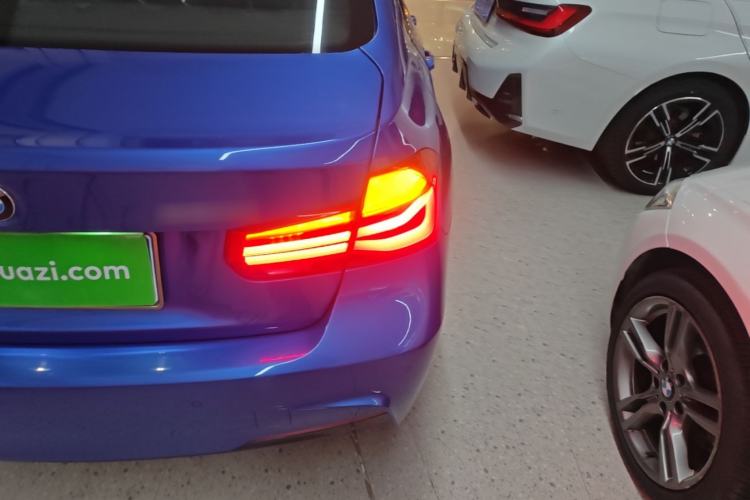 Used BMW 3 Series 2017 320i M Sport Right Rear Taillight