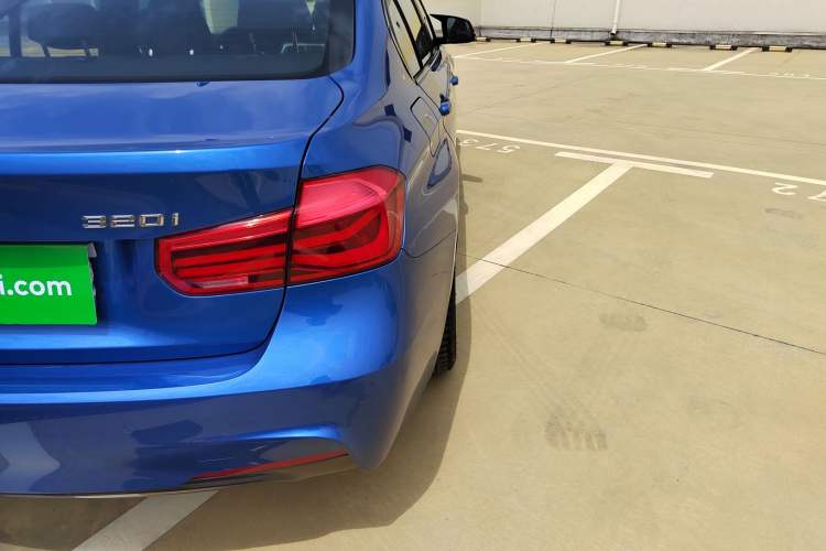 Used BMW 3 Series 2017 320i M Sport Right Rear Taillight