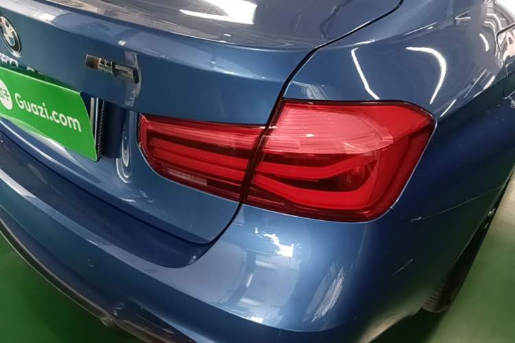 Used BMW 3 Series 2017 320i M Sport Right Rear Taillight
