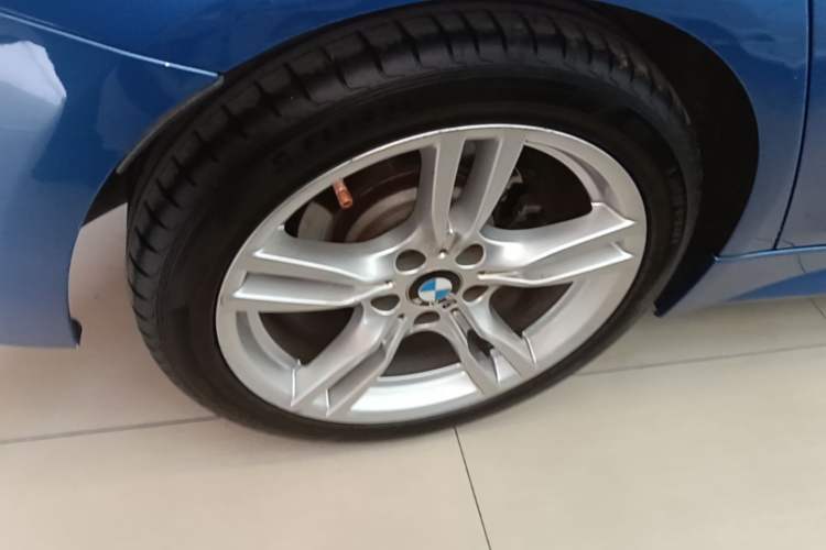 Used BMW 3 Series 2017 320Li M Sport Edition Right Rear Wheel Hub