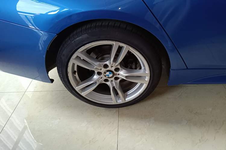 Used BMW 3 Series 2017 320i M Sport Right Rear Wheel Hub