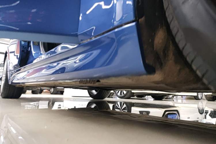 Used BMW 3 Series 2017 320Li M Sport Edition Right Side Sill