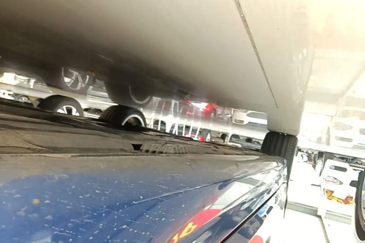 Used BMW 3 Series 2017 320Li M Sport Edition Right Side Sill