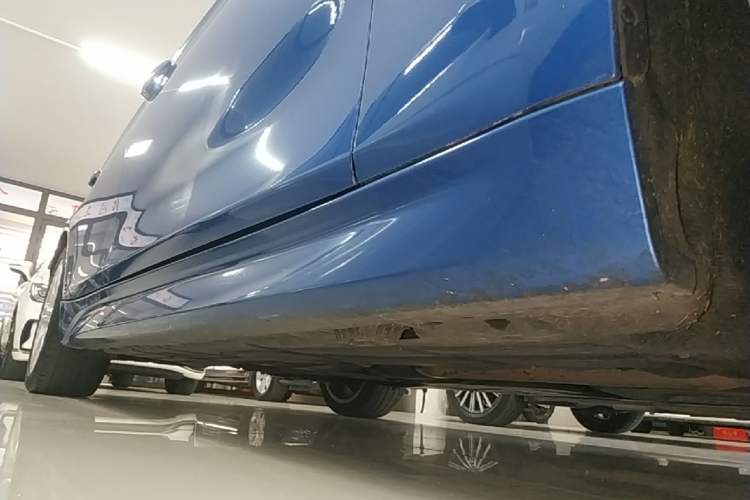 Used BMW 3 Series 2017 320Li M Sport Edition Right Side Sill