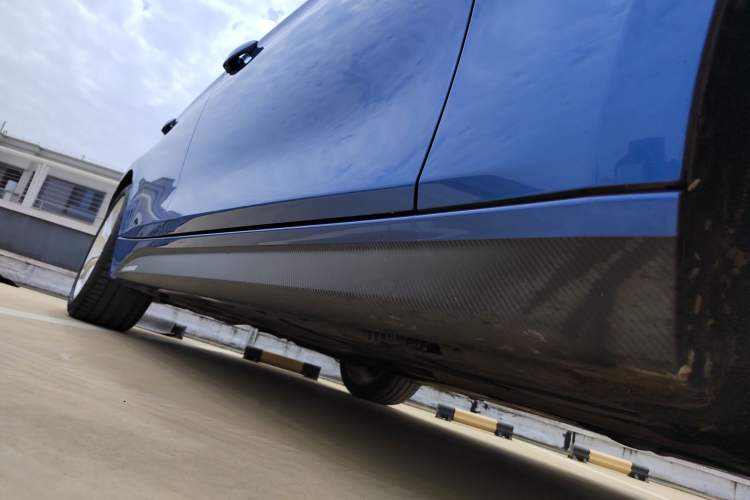 Used BMW 3 Series 2017 320i M Sport Right Side Sill