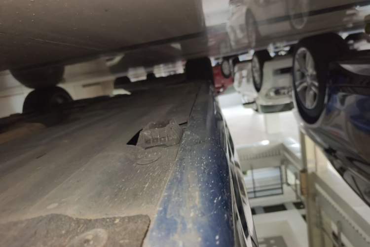 Used BMW 3 Series 2017 320Li M Sport Edition Right Side Sill