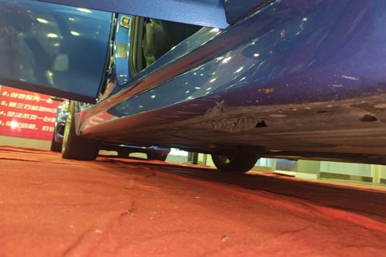 Used BMW 3 Series 2017 320i M Sport Right Side Sill