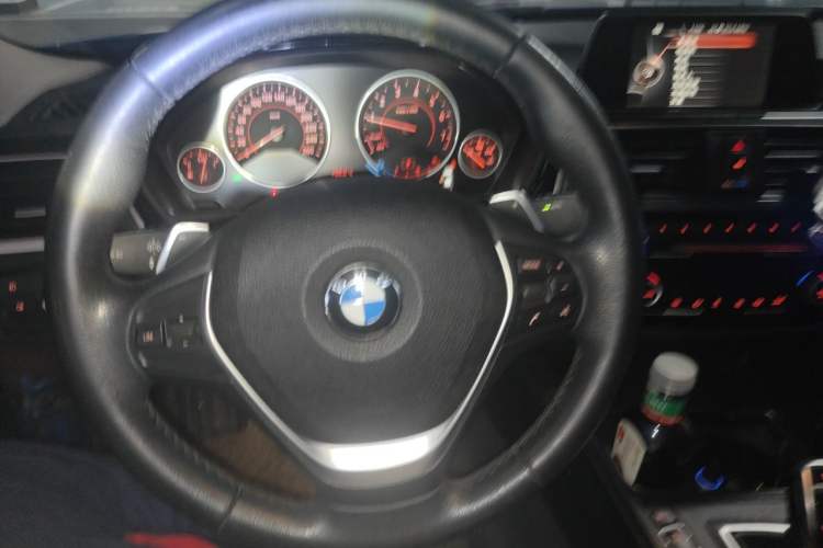 Used BMW 3 Series 2017 320Li M Sport Edition Steering Wheel