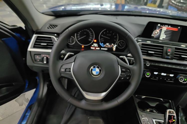 Used BMW 3 Series 2017 320Li M Sport Edition Steering Wheel